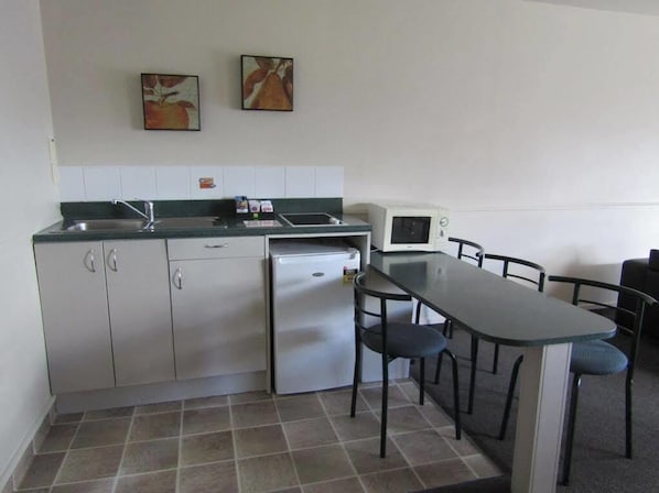 Tabla de planchar con plancha y wifi gratis