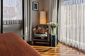 Executive Double Room | Premium bedding, minibar, in-room safe, desk - Hotel D - Basel - Boutique Hotel (Basel)
