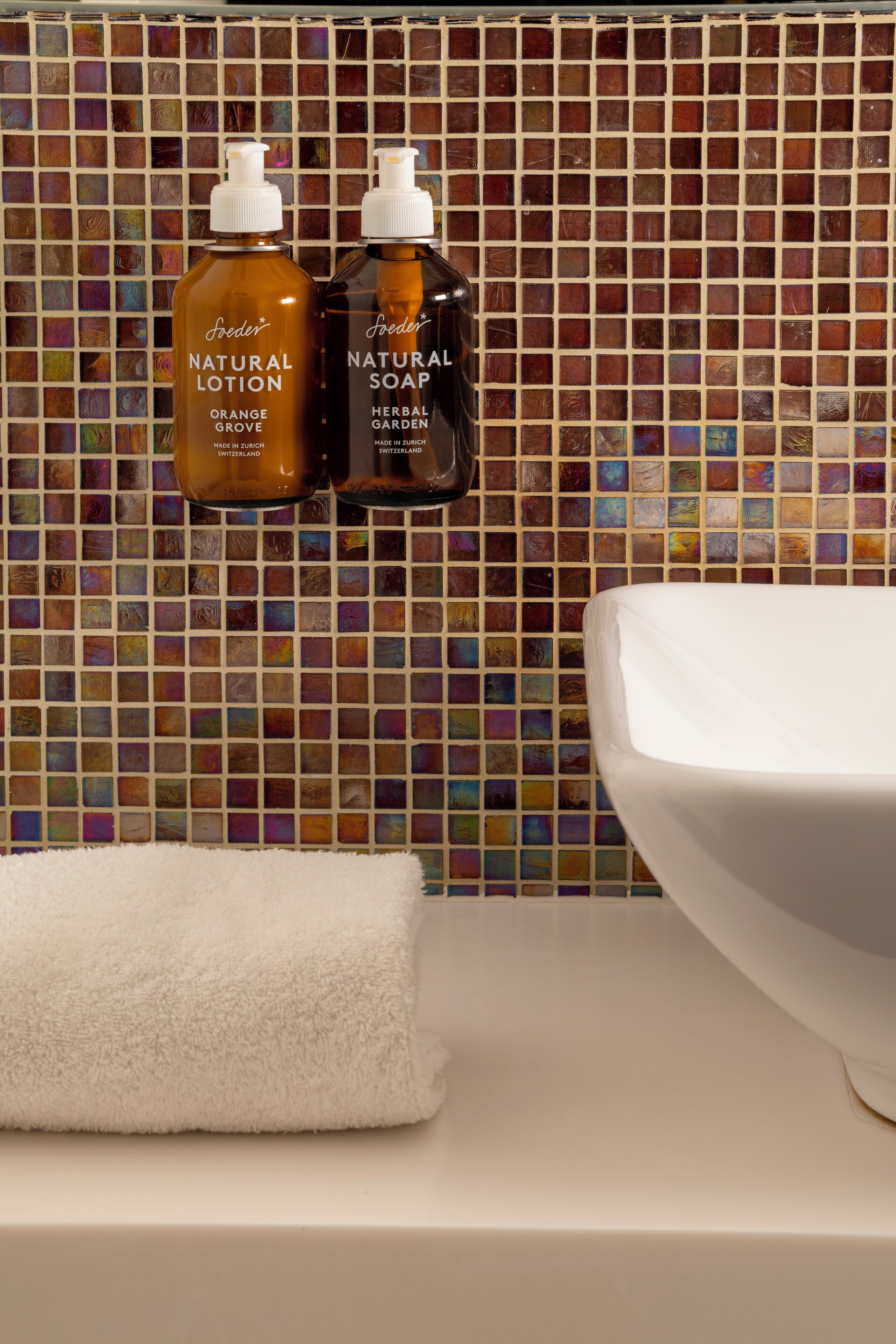 1 bedroom, premium bedding, minibar, in-room safe