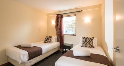 Central Park Motor Lodge