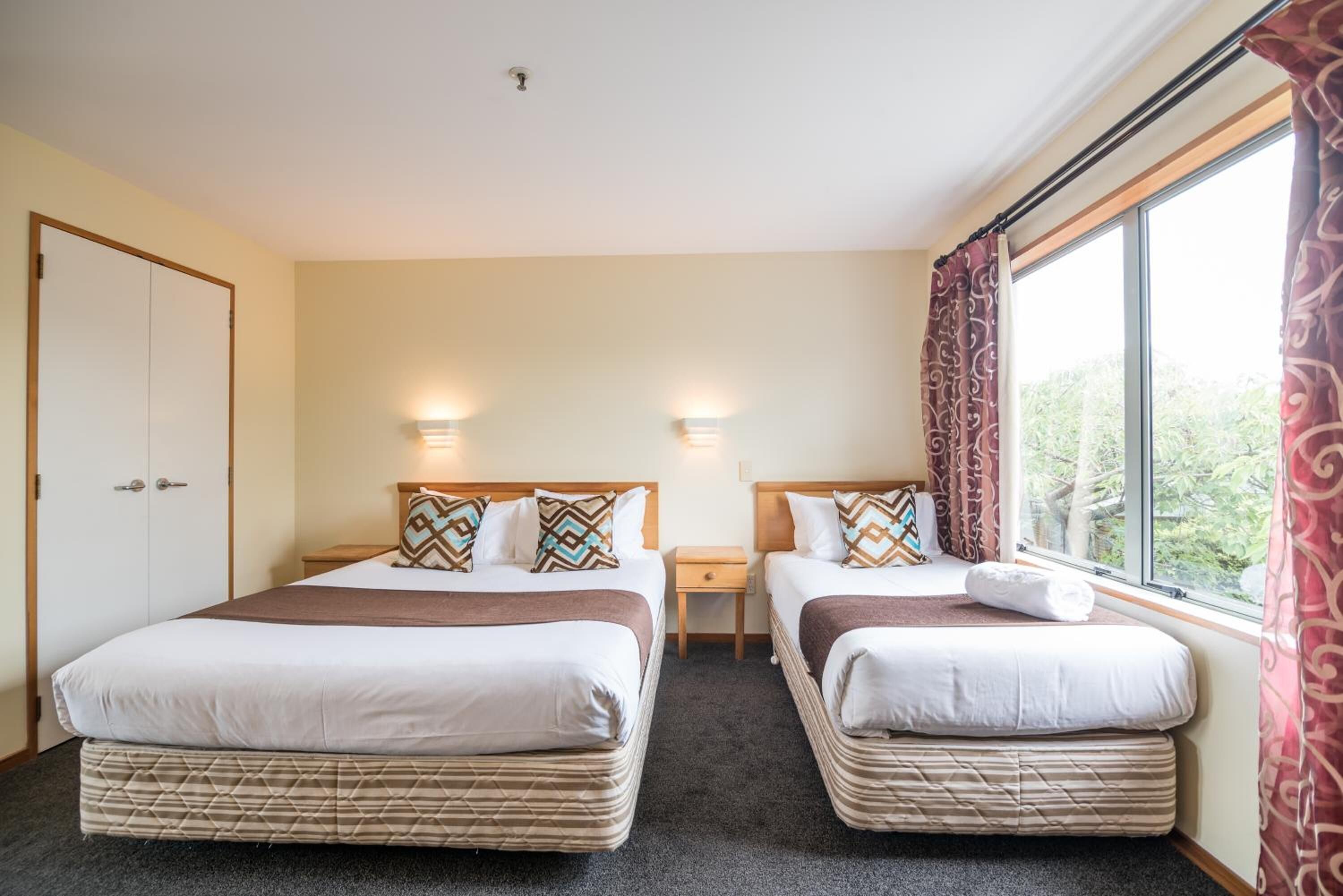 Soundproofing, iron/ironing board, free WiFi, bed sheets