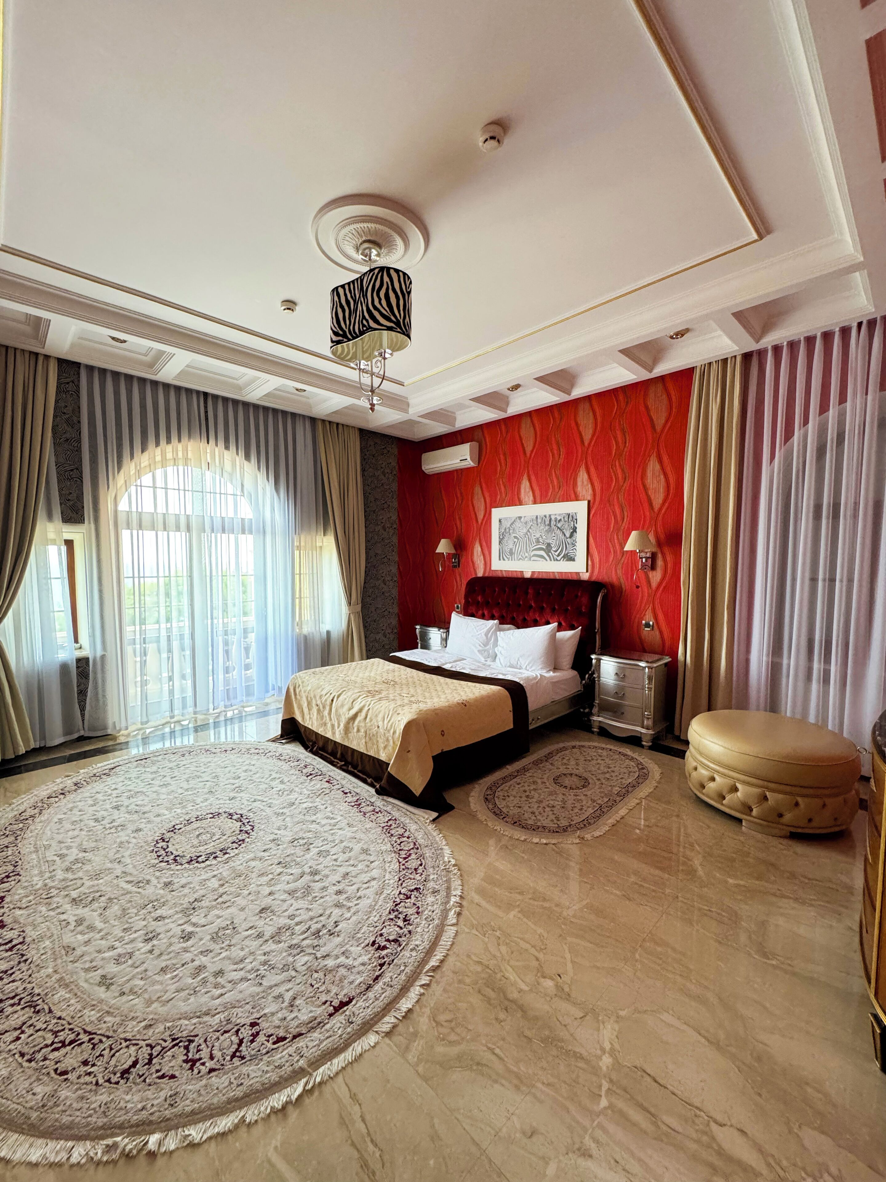 Habitació de luxe | Roba de llit d'alta qualitat, minibar i caixa forta a l'habitació 