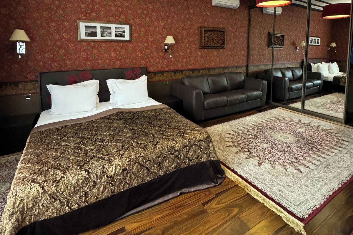 Superior Double Room | Premium bedding, minibar, in-room safe, desk