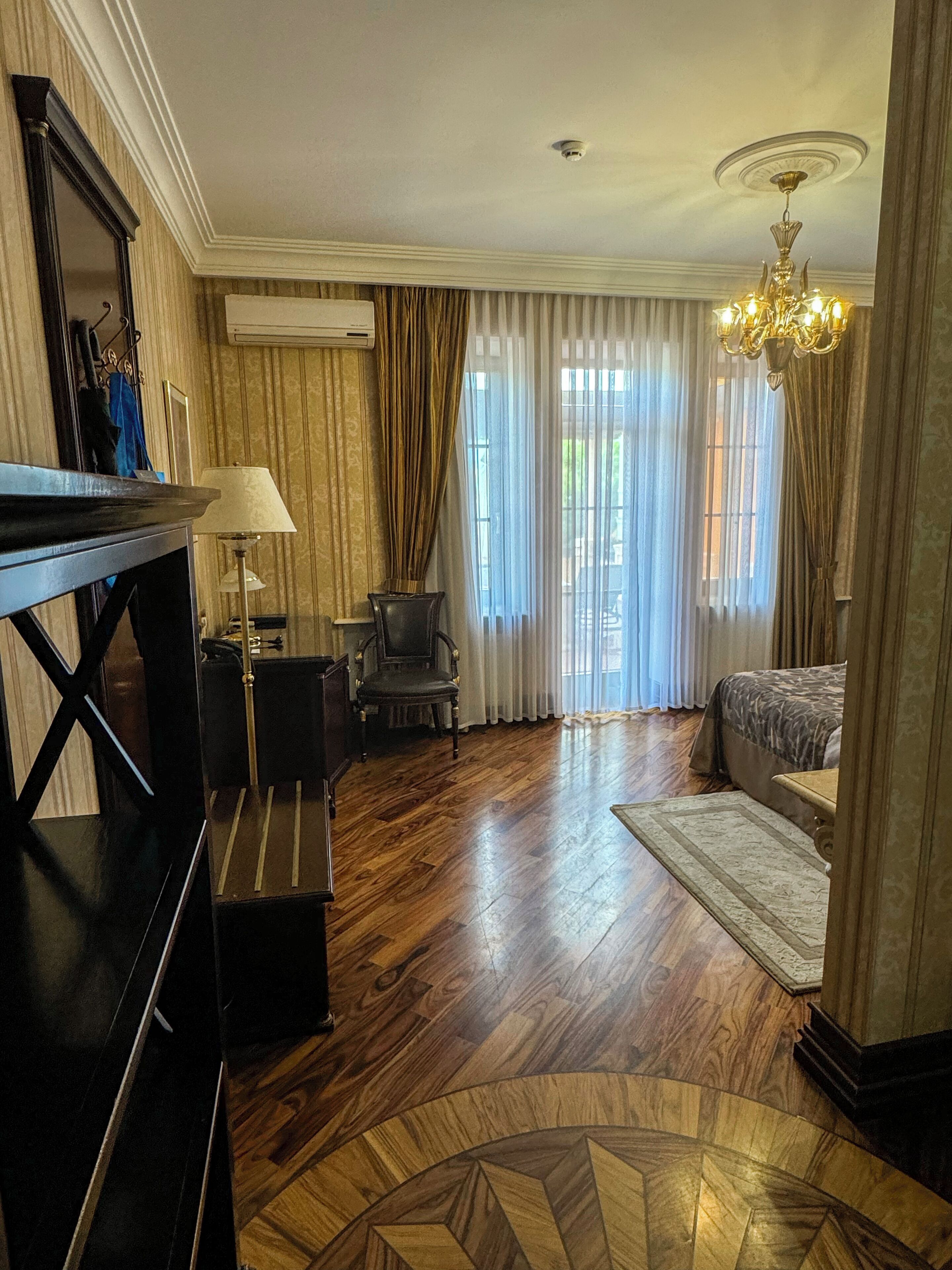 Habitació Deluxe | Roba de llit d'alta qualitat, minibar i caixa forta a l'habitació 