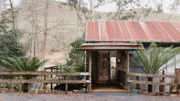 Standard Studio, Non Smoking, Kitchen (Tree Fern) | Premium bedding, individually decorated, individually furnished