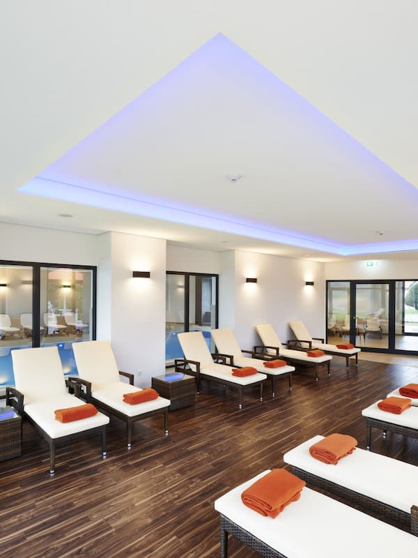Sauna, steam room, body treatments, hot stone massages