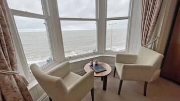 家庭房 | 1 多间卧室、办公桌、熨斗/熨板、免费 WiFi