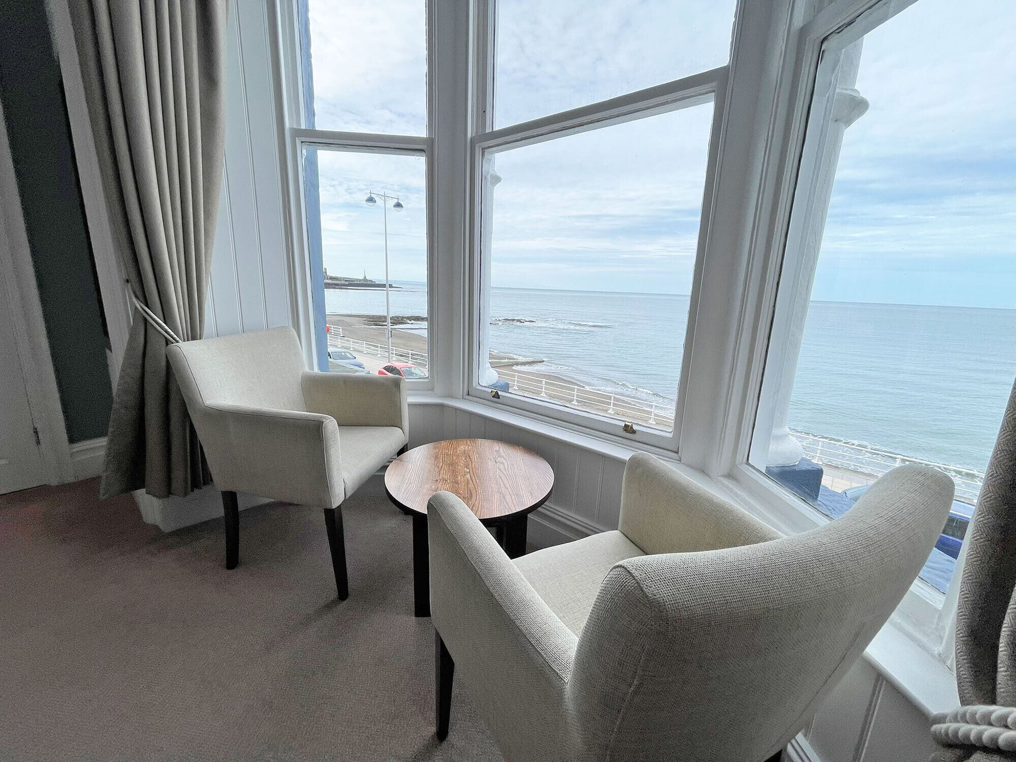 Family Room | Desk, iron/ironing board, free WiFi, bed sheets