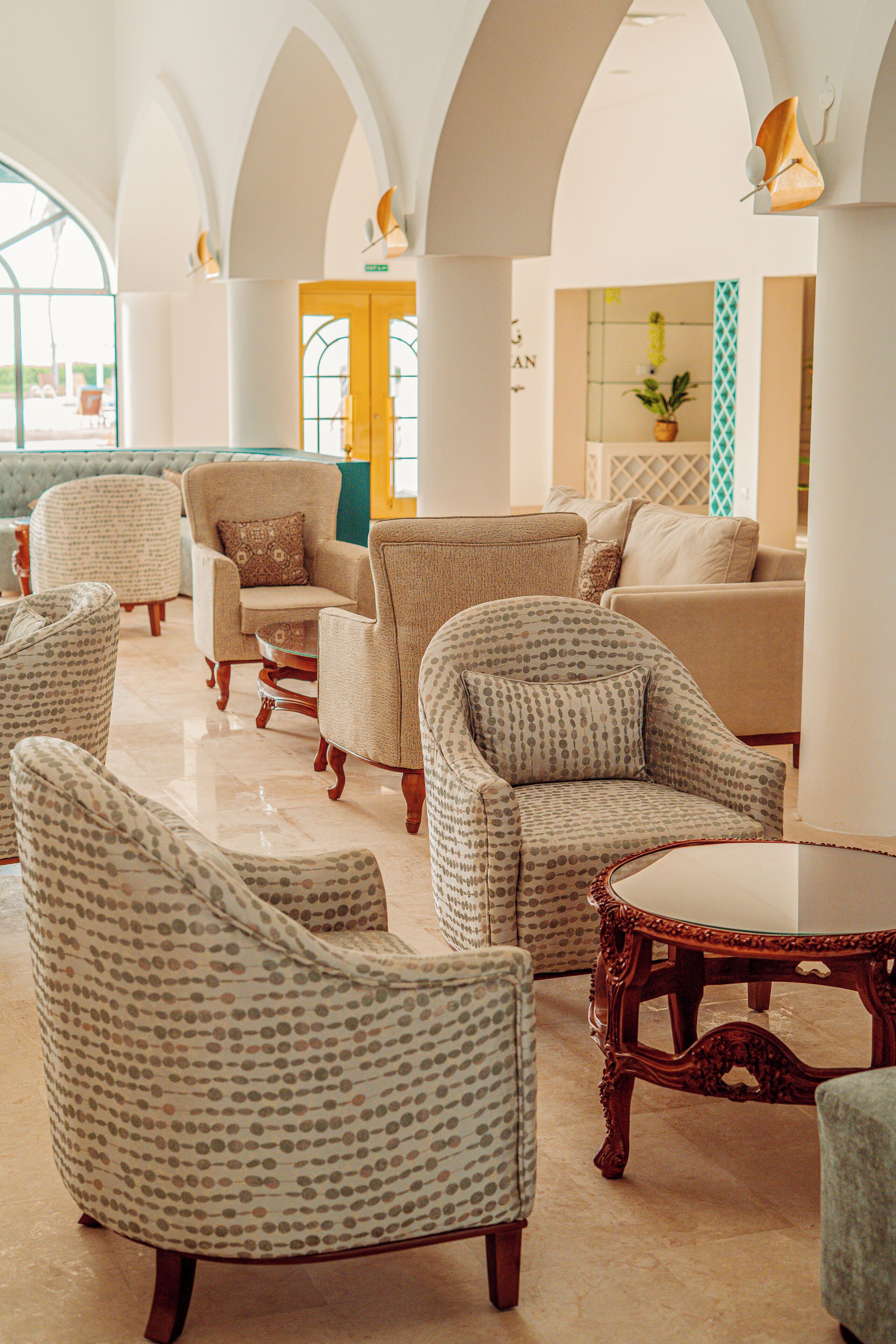 ฝ่ายต้อนรับ