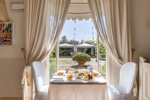 Colazione a buffet a pagamento, servita tutte le mattine
