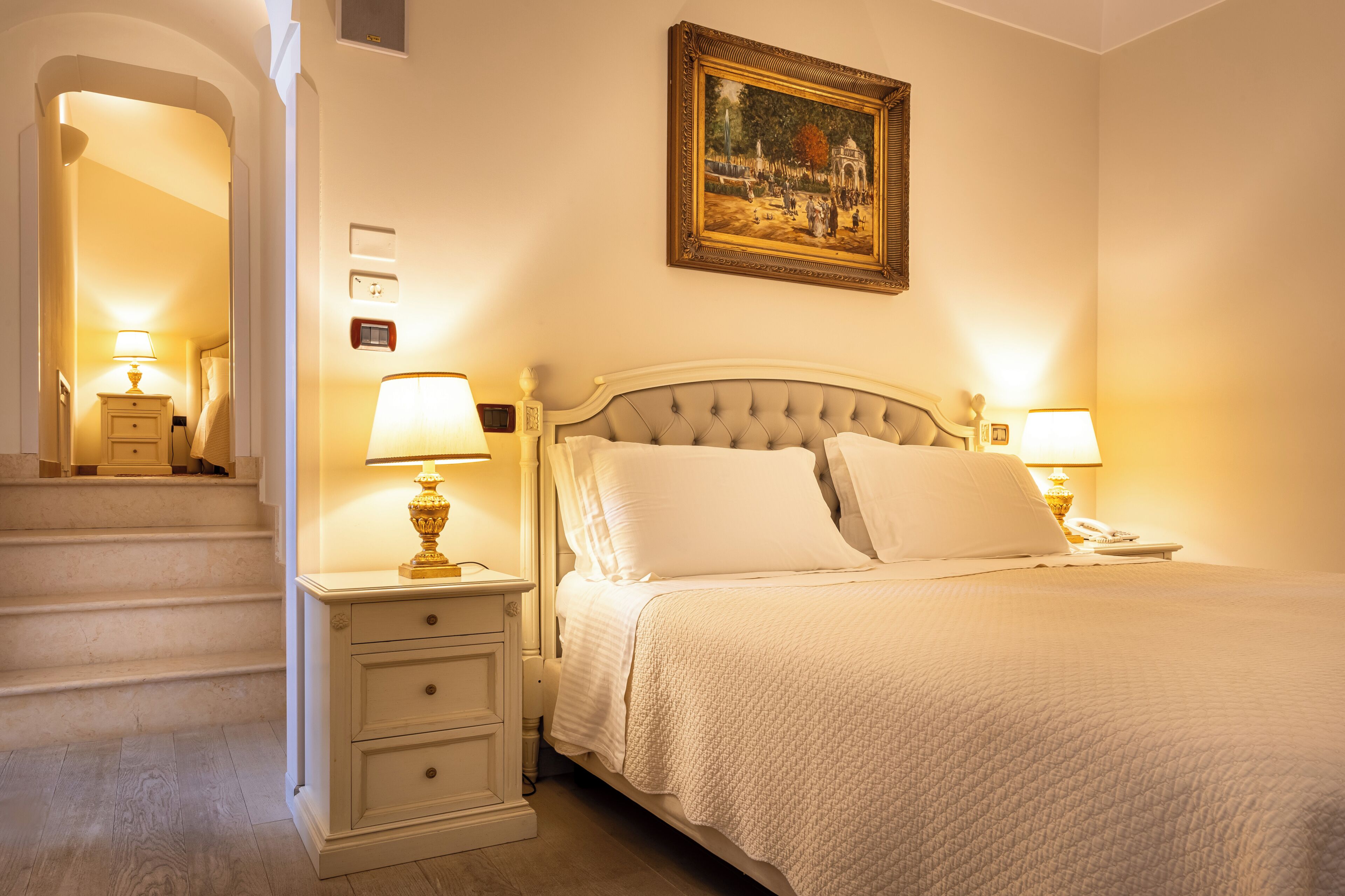 Ropa de cama de alta calidad y minibar 