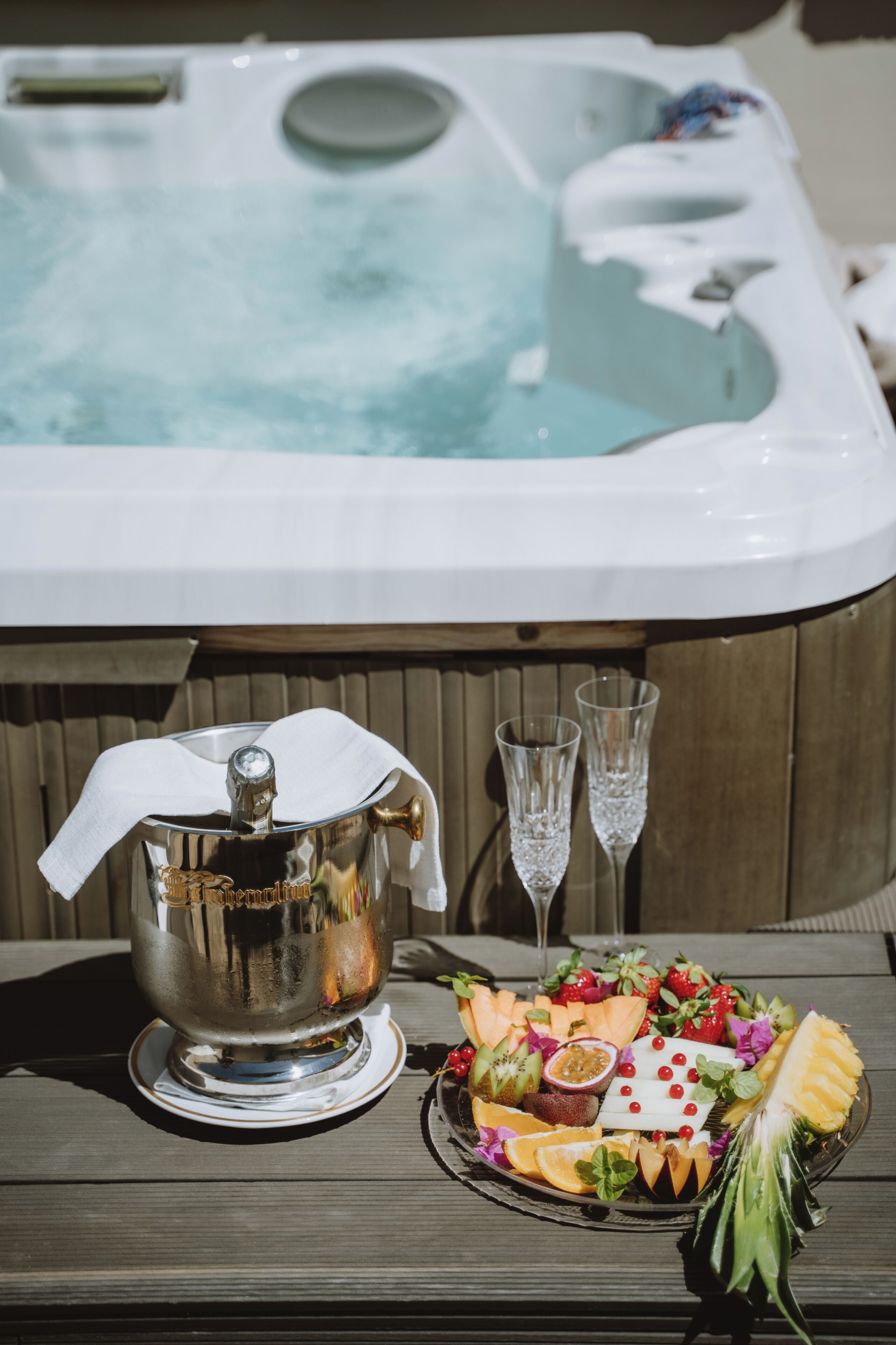 Ropa de cama de alta calidad y minibar 