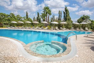 Indoor pool, 2 outdoor pools, sun loungers