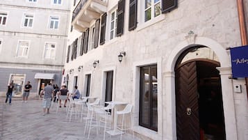 Fachada del alojamiento
