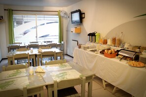 ห้องอาหารเช้า