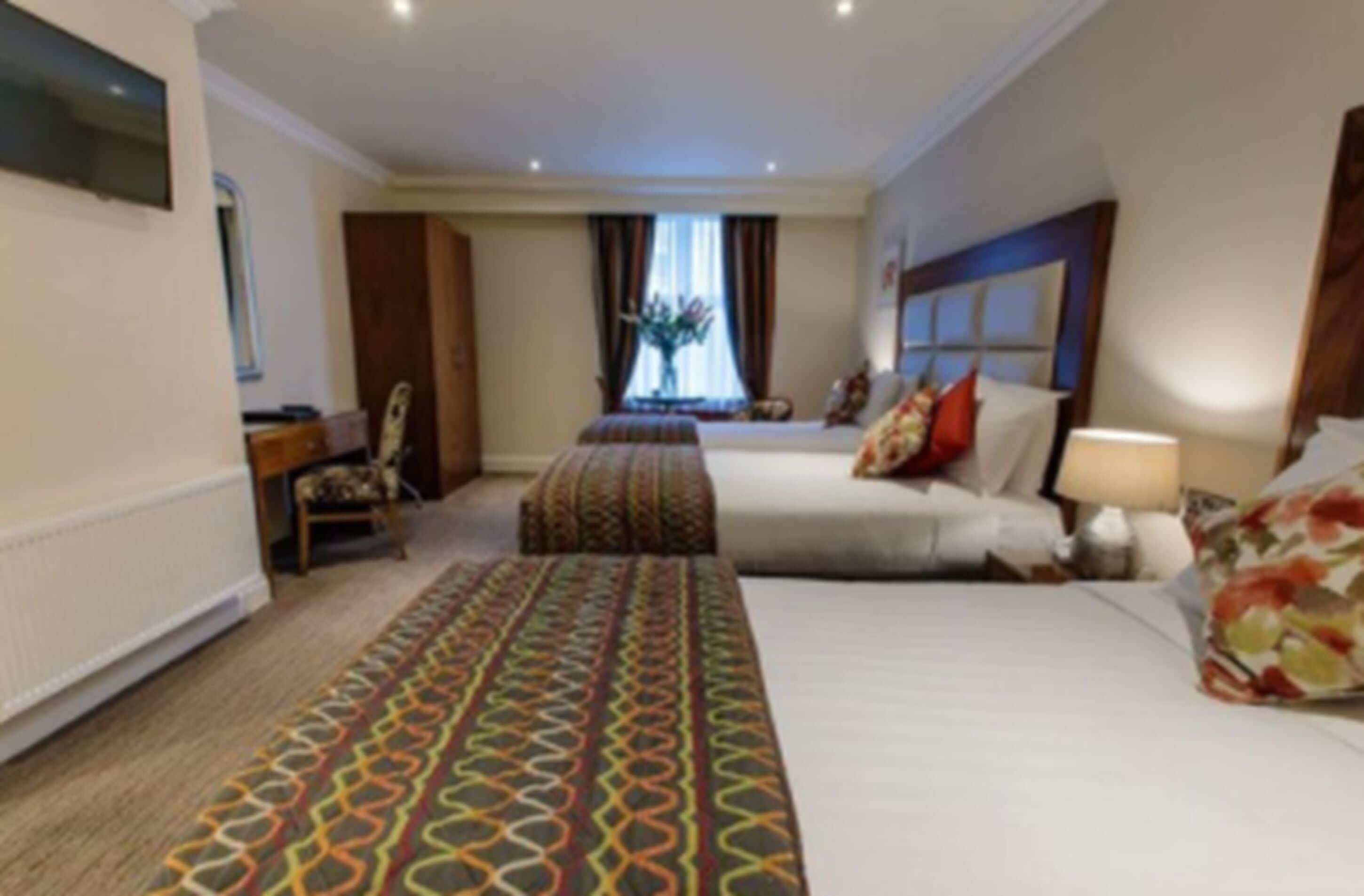 1 bedroom, desk, iron/ironing board, free wifi