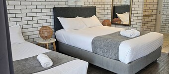 Pacific Paradise Motel