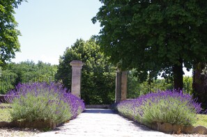 Entrée de l’hébergement