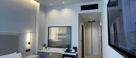 Ropa de cama hipoalergénica y minibar