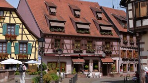 Front of property - Hôtel Au Lion (Ribeauvillé)