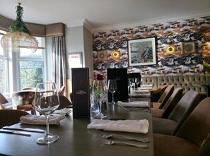 Breakfast, lunch and dinner served - Beaufort Hotel (Inverness)