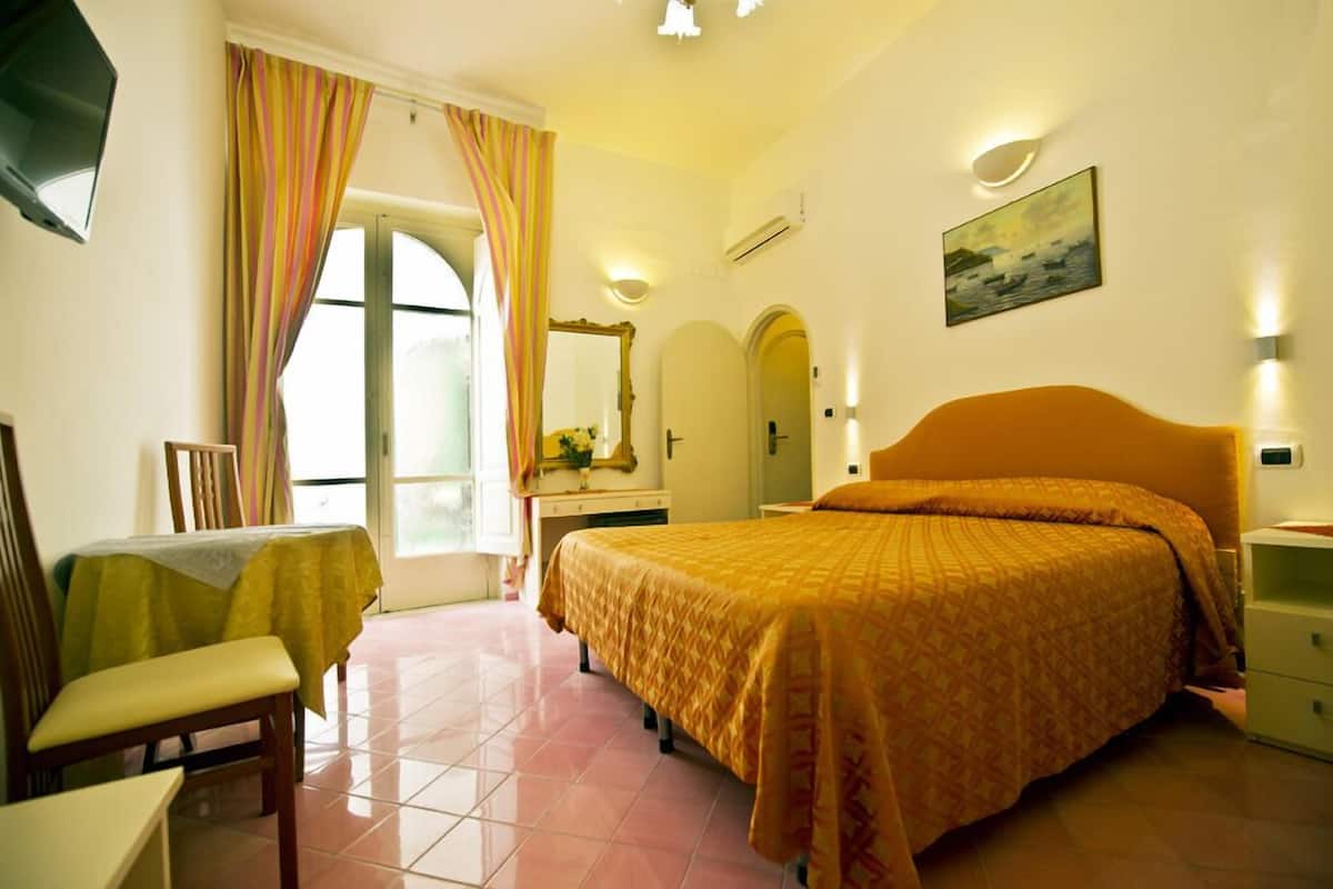 In-room safe, desk, iron/ironing board (on request), free WiFi