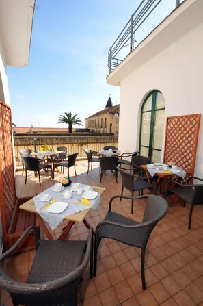 Balcony - Hotel Residenza Sole - Guest House (Amalfi)