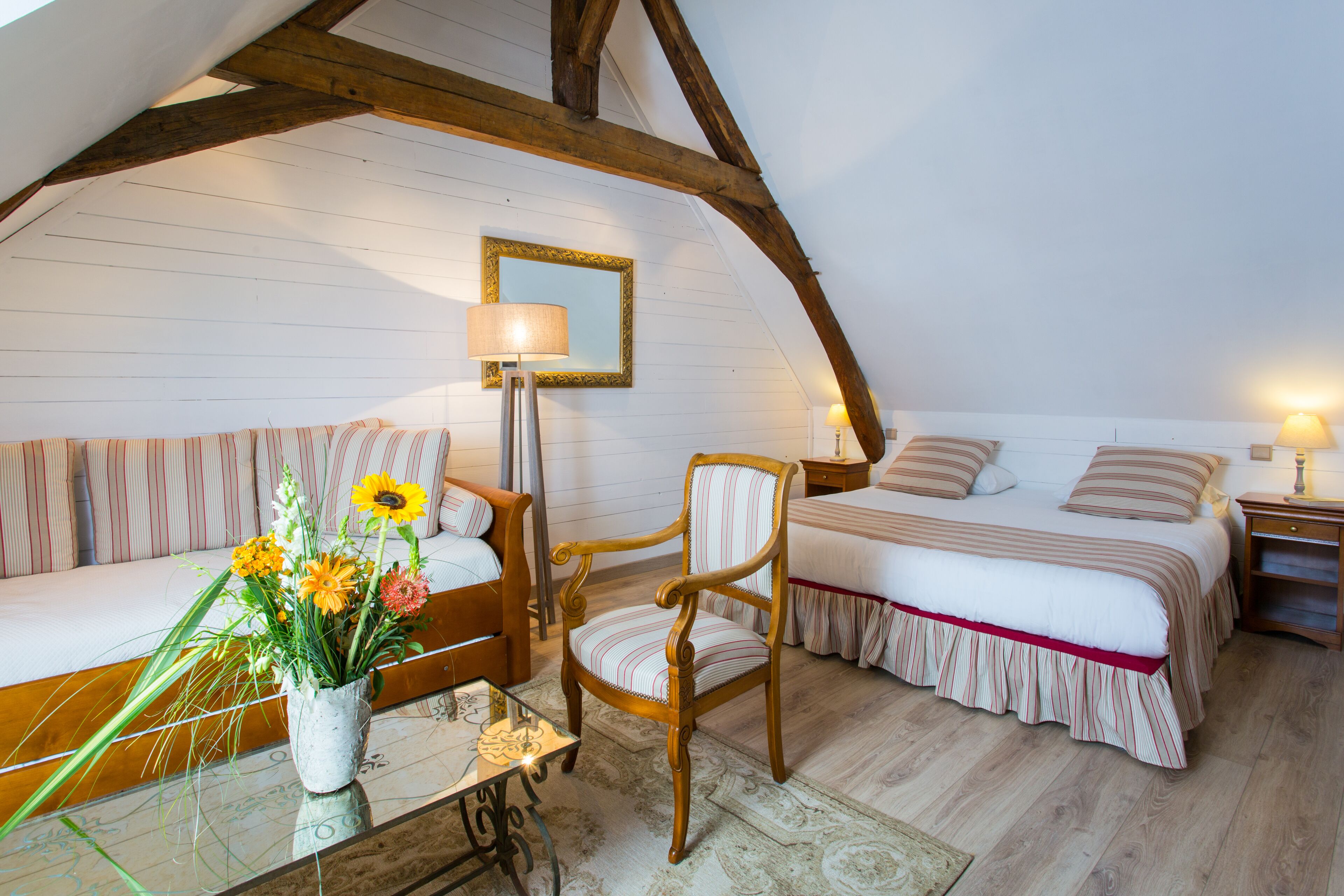 1 bedroom, premium bedding, minibar, in-room safe