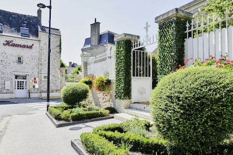 Garden. La Mère Hamard