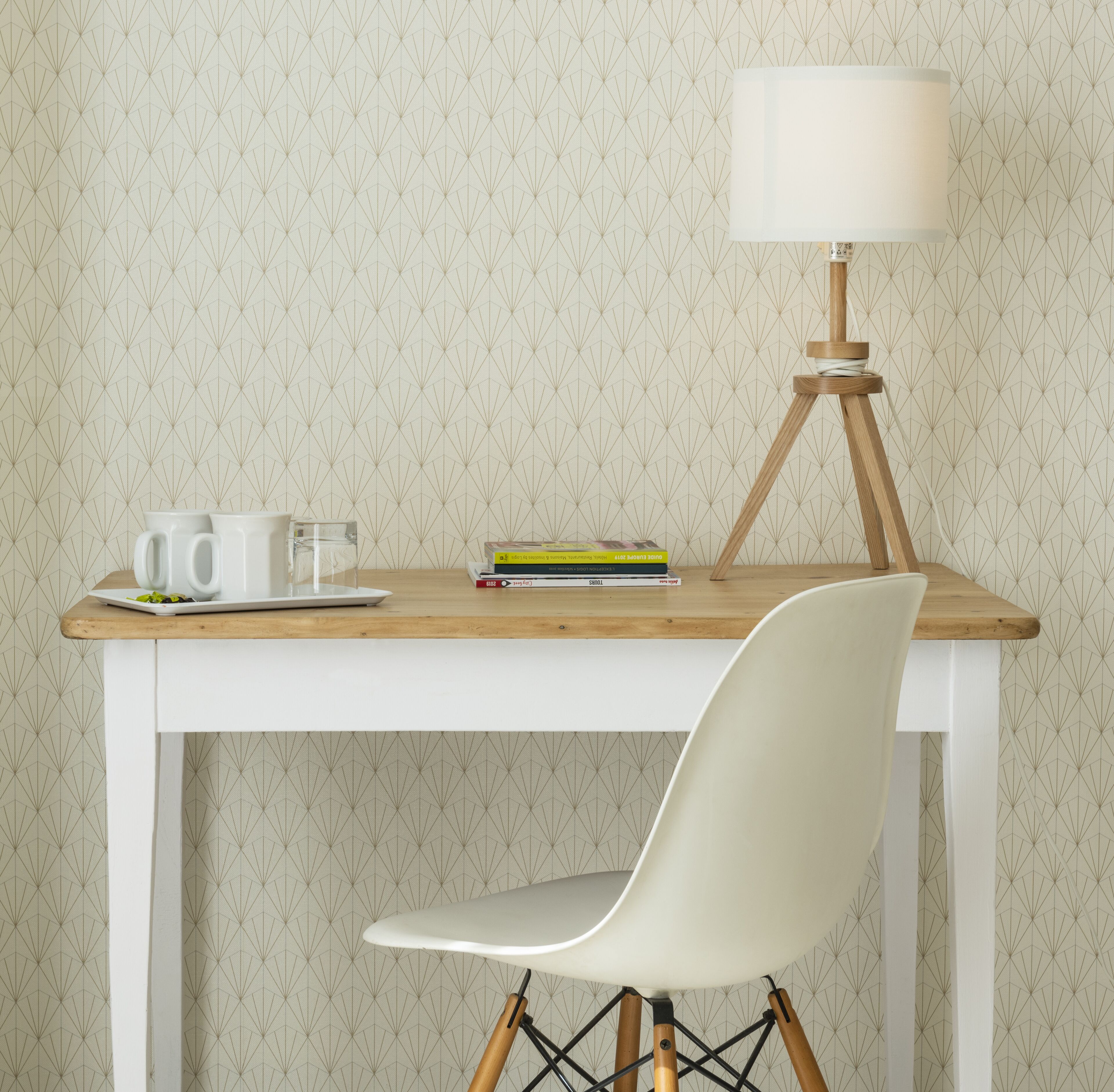 classic single room | 1 bedroom, premium bedding, minibar, in-room safe