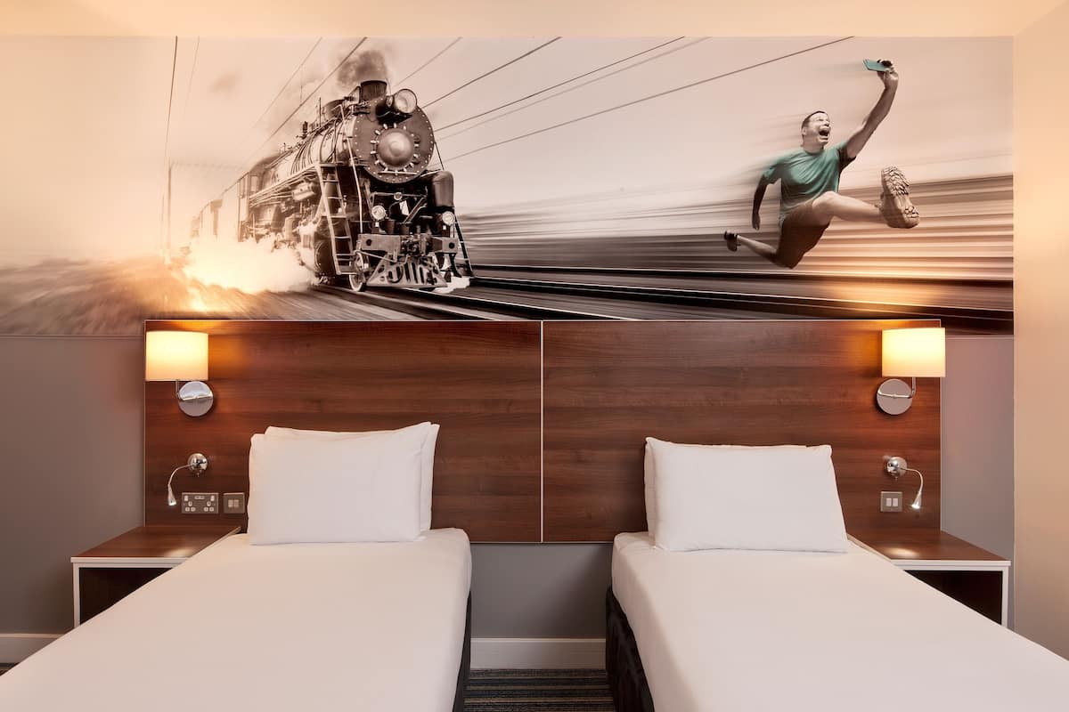 Chambre avec lits jumeaux