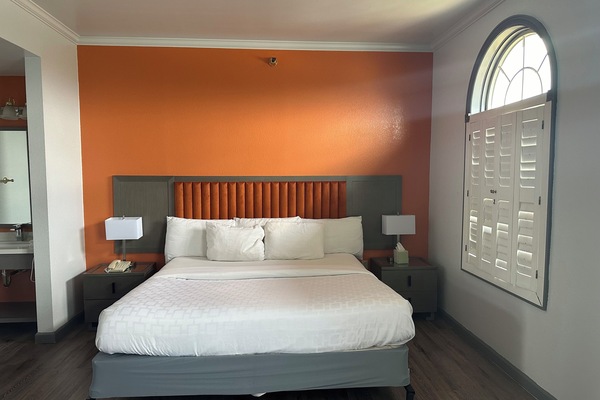 Down comforters, desk, iron/ironing board, free WiFi