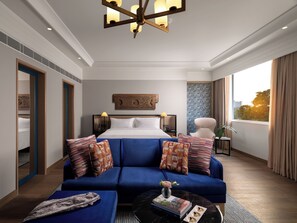 Superior Suite, 1 Katil Raja (King) | Peralatan tempat tidur premium, bar mini, peti besi dalam bilik, meja