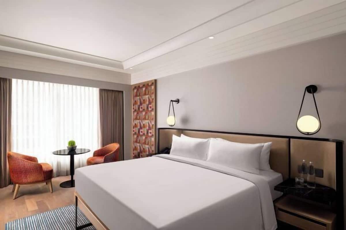 Premium bedding, Select Comfort beds, minibar, in-room safe