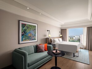 Studio, 1 King Bed, Kitchenette