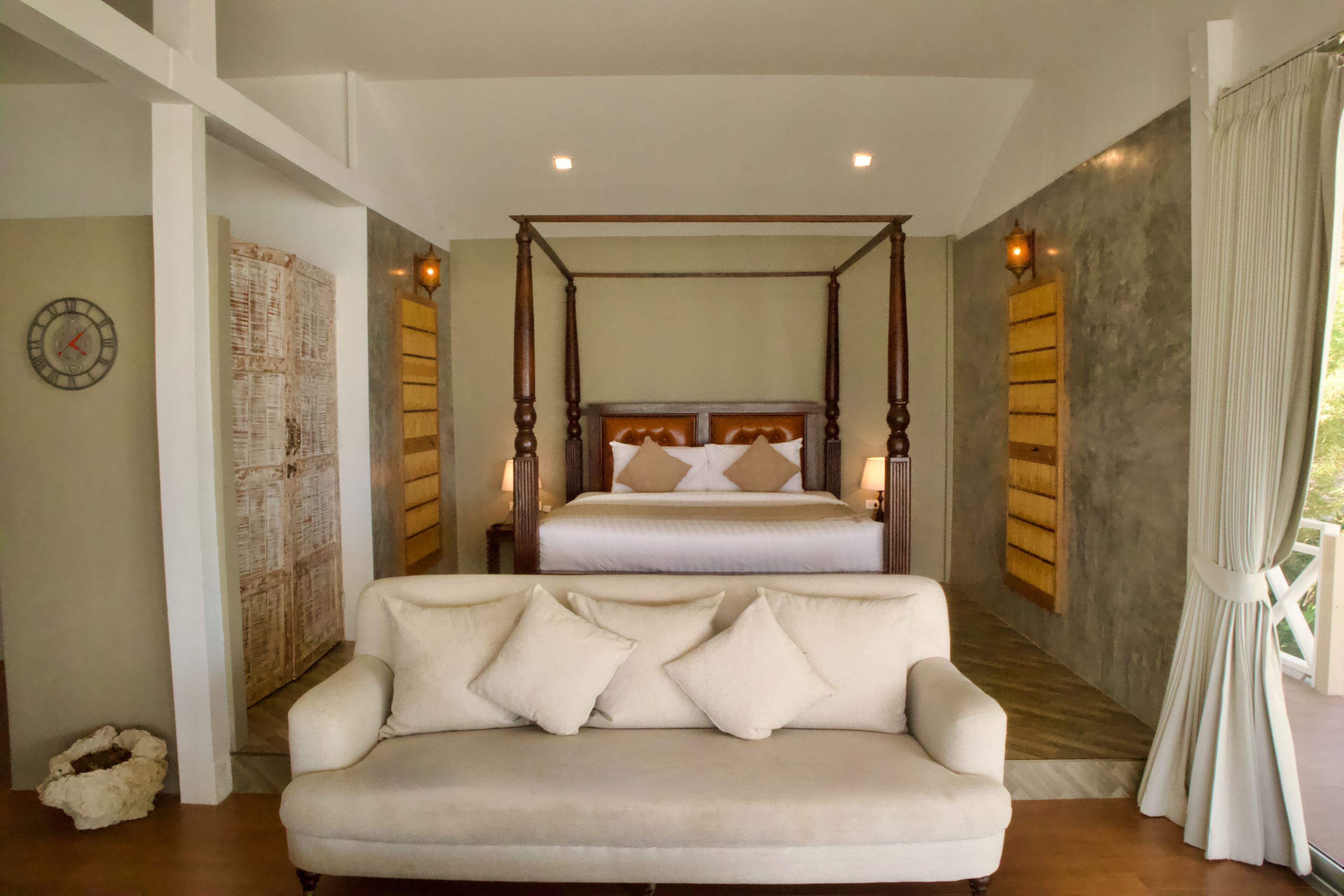 oceanfront pavilion | 1 bedroom, premium bedding, minibar, in-room safe