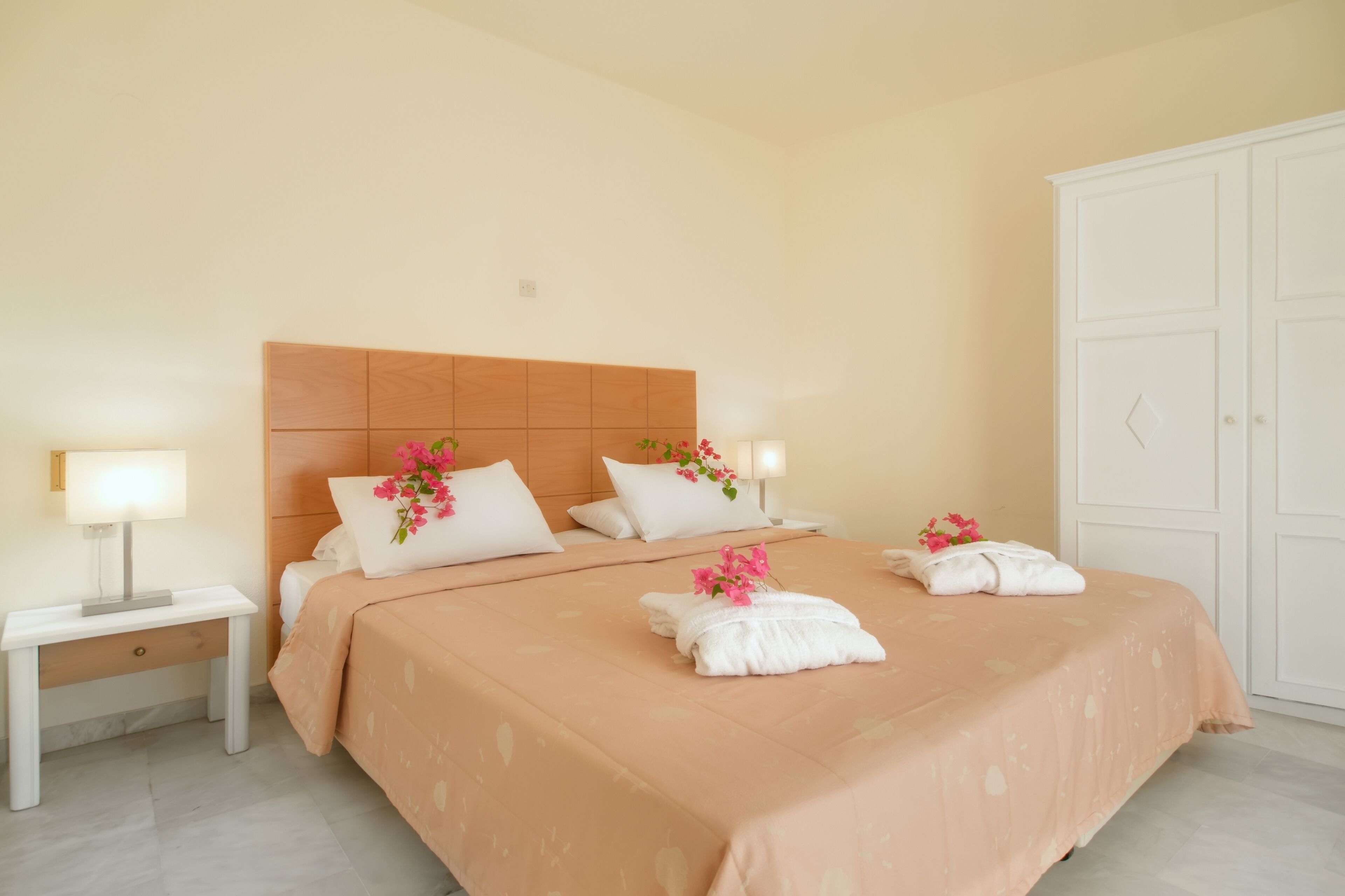 Photo - Mare Hotel Apartments