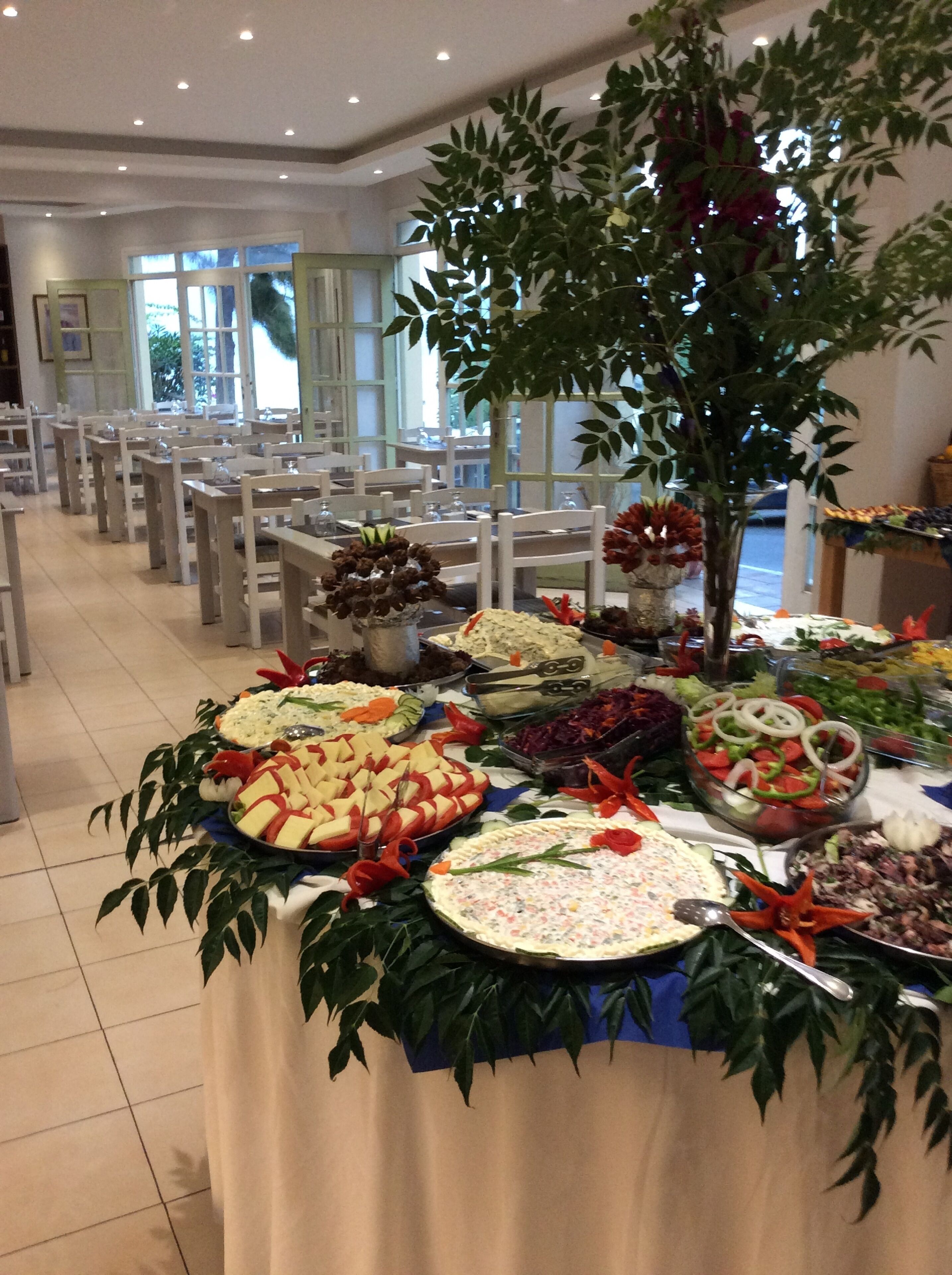 daily buffet breakfast (eur 12 per person)