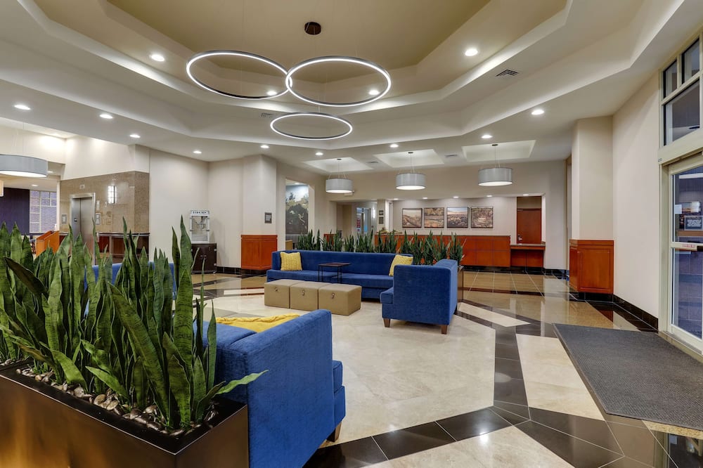 Drury Inn & Suites St. Louis Arnold
