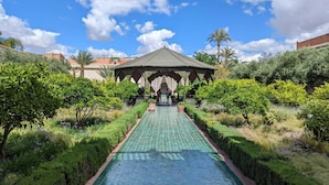 مكان جذب سياحي