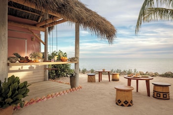 Restaurant on-premise at Bayside Villas by Islander Resort