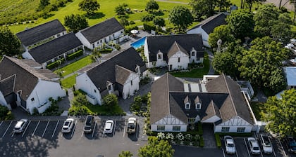 Camden Valley Inn