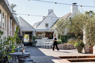Camden Valley Inn