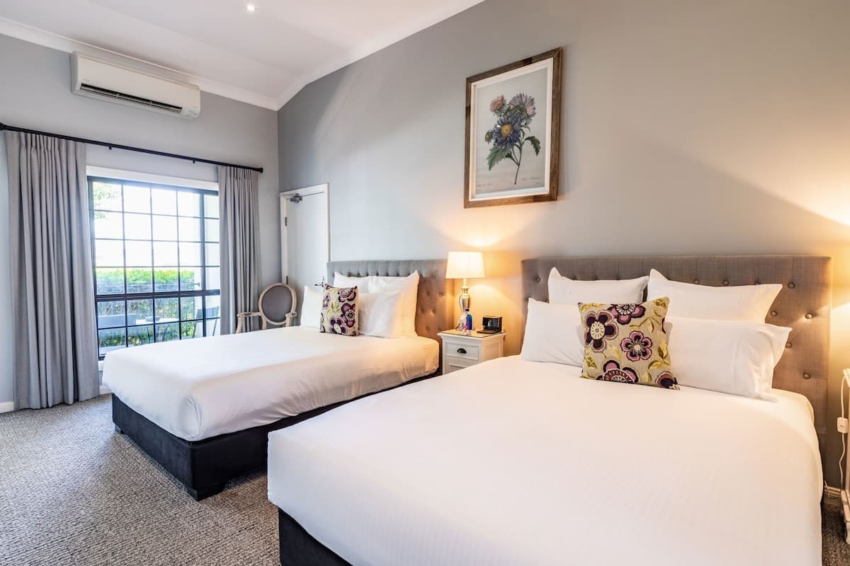 Minibar, desk, iron/ironing board, free WiFi