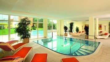 Tina de hidromasaje interior