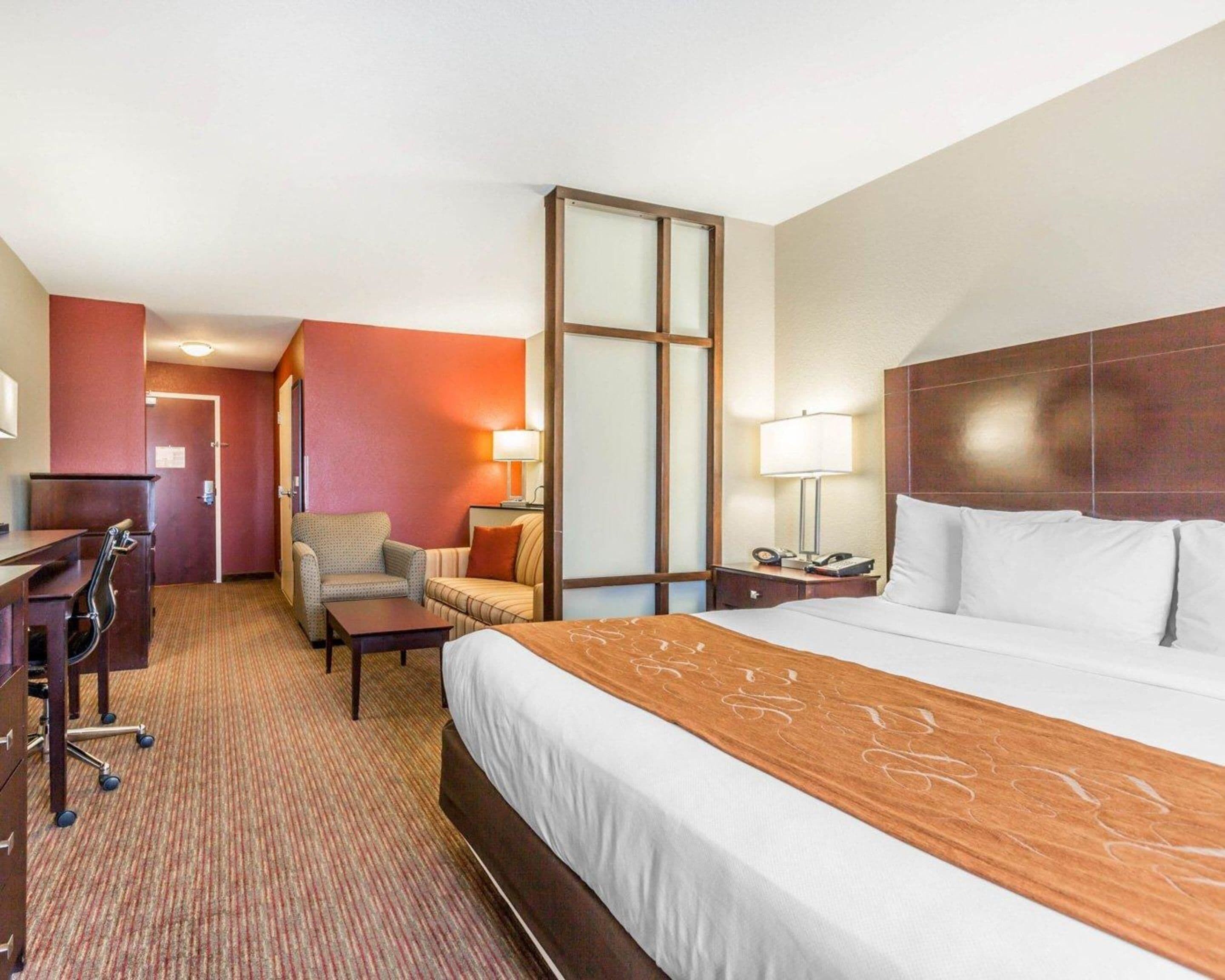 1 bedroom, premium bedding, pillowtop beds, desk