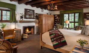 Shaman Room - Inn Of The Turquoise Bear (Santa Fe)