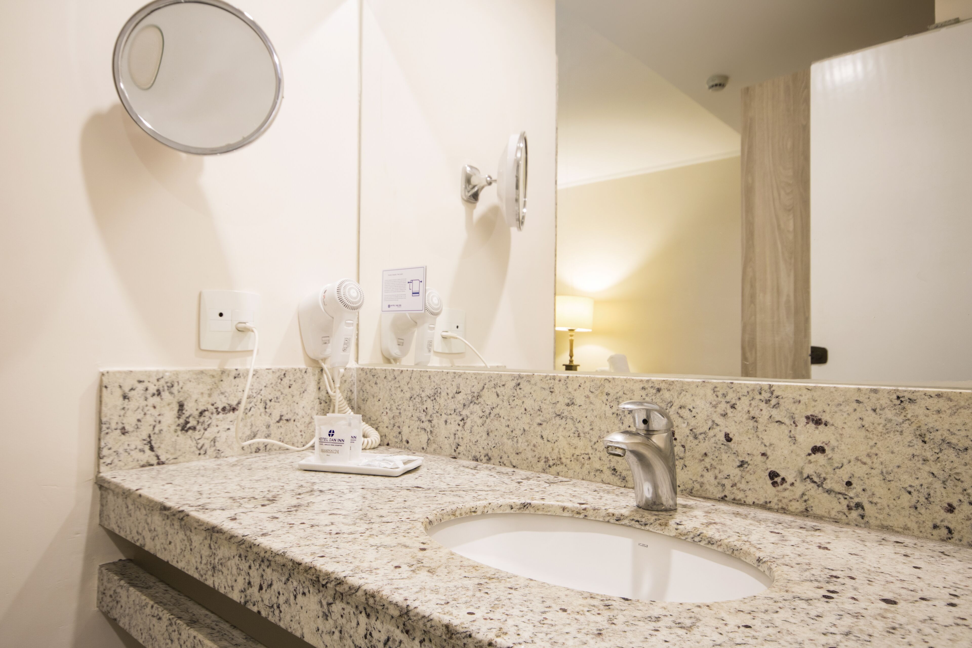 shower, free toiletries, towels