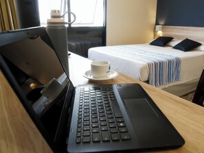 Executive tweepersoonskamer, 2 tweepersoonsbedden | Uitzicht vanuit de kamer