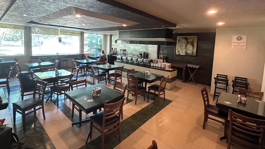 Hotel Real Del Sol – Zona Expo Industrial